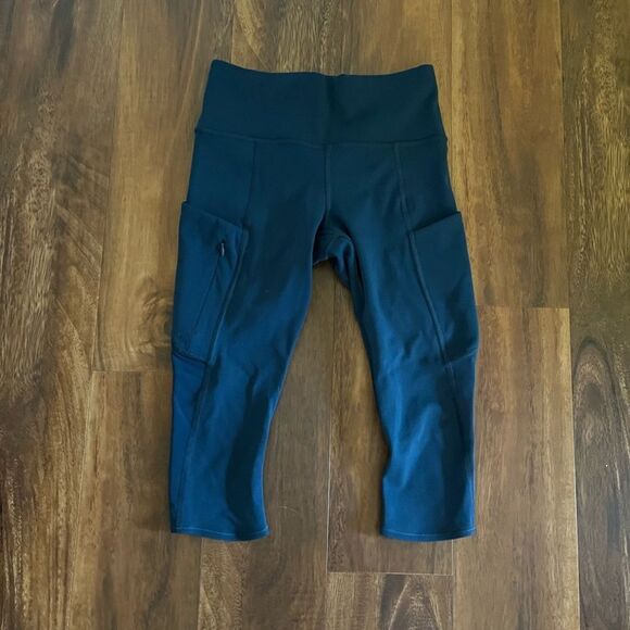 Athleta All in Crop Tight, Constellation Blue xs - Picture 2 of 4